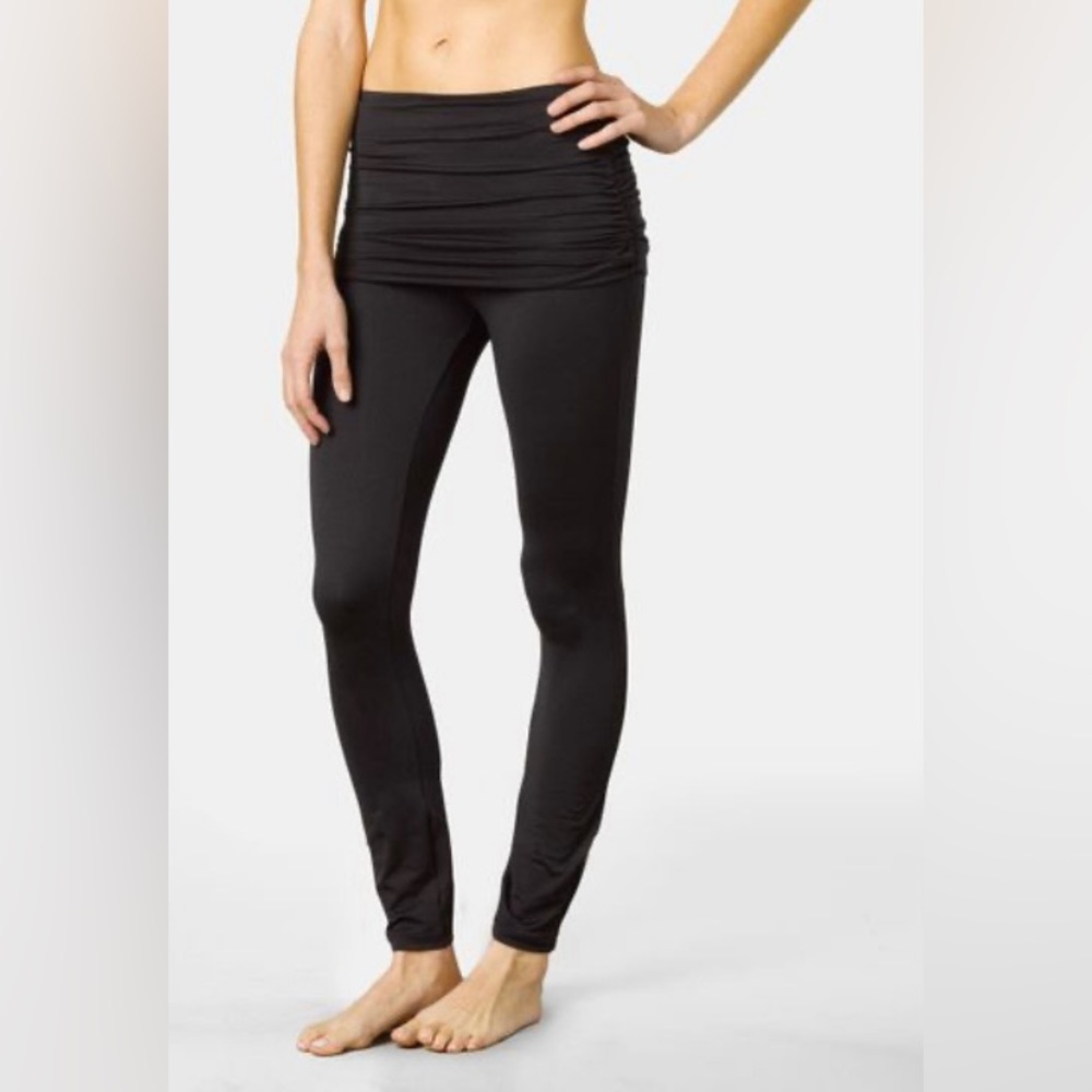 Prana rent skirted leggings